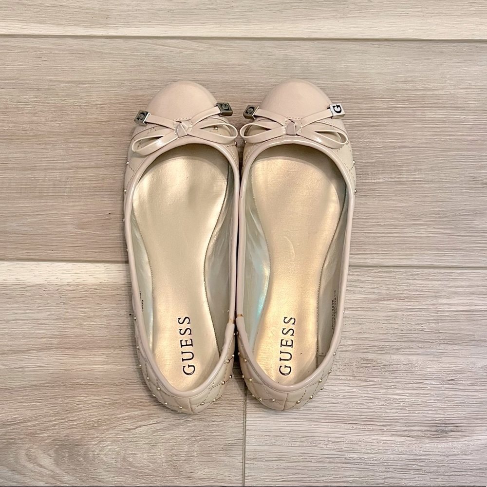 Women’s Guess Nude Flats